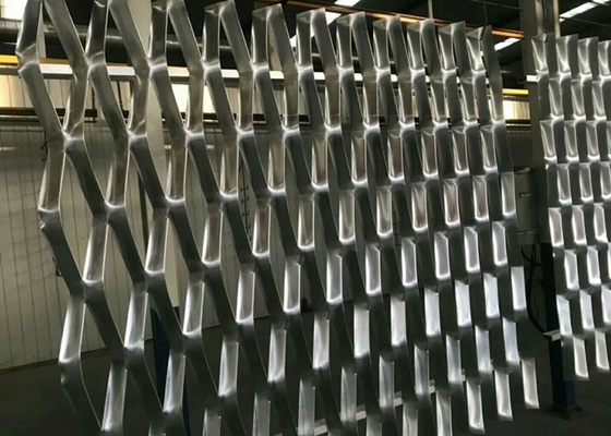 Il metallo in espansione di alluminio Mesh Sheet Diamond Shaped Patterns ISO9001 ha approvato