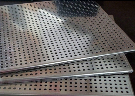 2m 2.44m hanno perforato Mesh Sheets d'acciaio, strato perforato di acciaio inossidabile 316