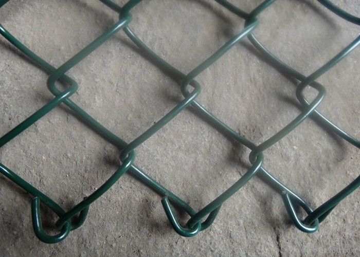 La dimensione verde di forza di Mesh Fence Anti Corrosive High del collegamento a catena del metallo ha personalizzato
